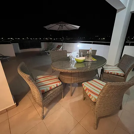Oceania Bay Village * Пила