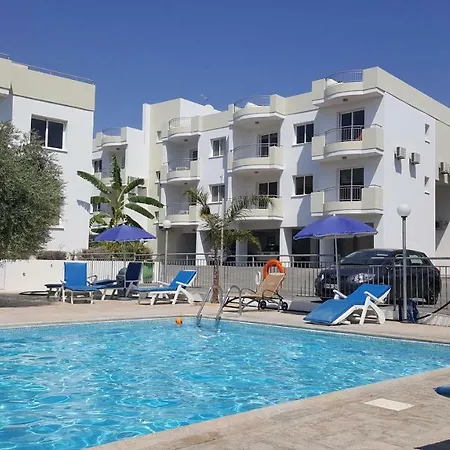 Oceania Bay Village * Pýla